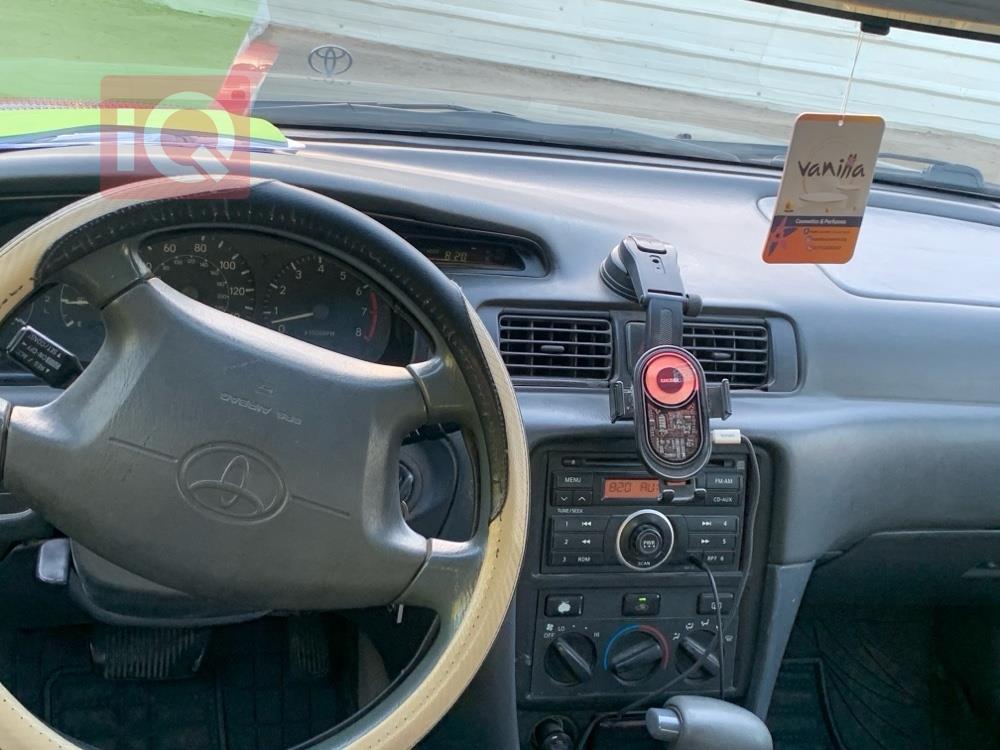 تۆیۆتا کامری